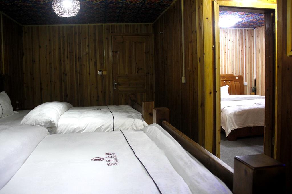 Fenghuang 1St Apartment Exterior foto