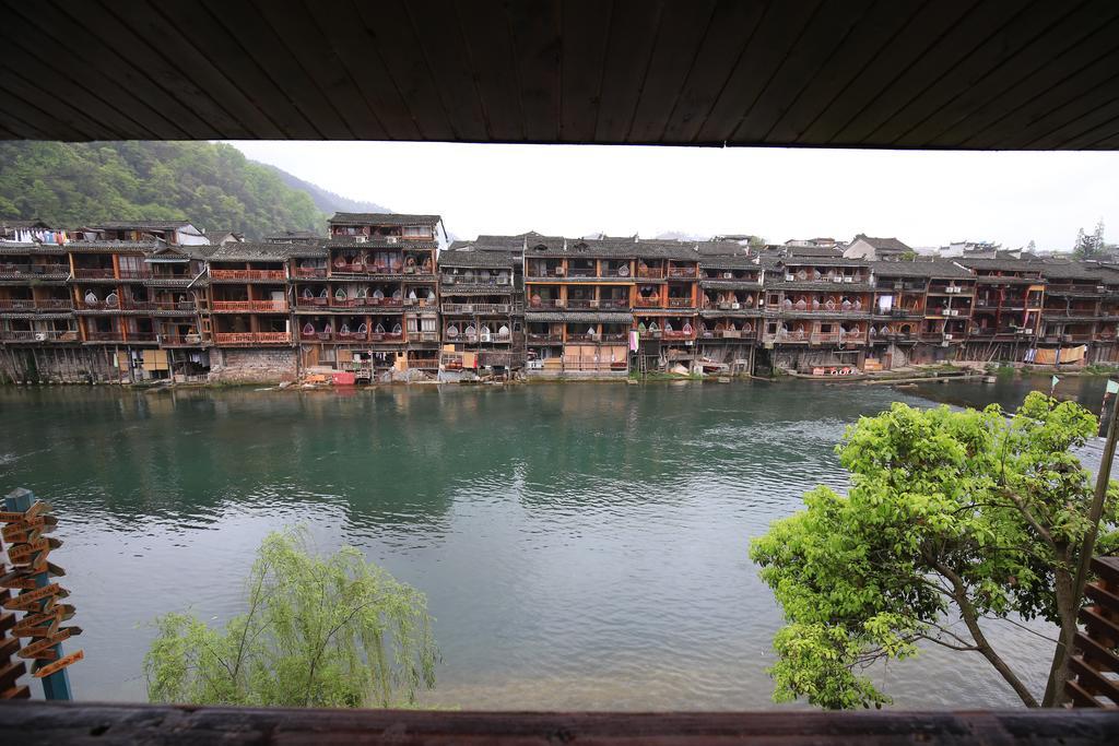 Fenghuang 1St Apartment Exterior foto