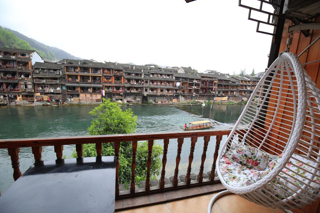 Fenghuang 1St Apartment Exterior foto